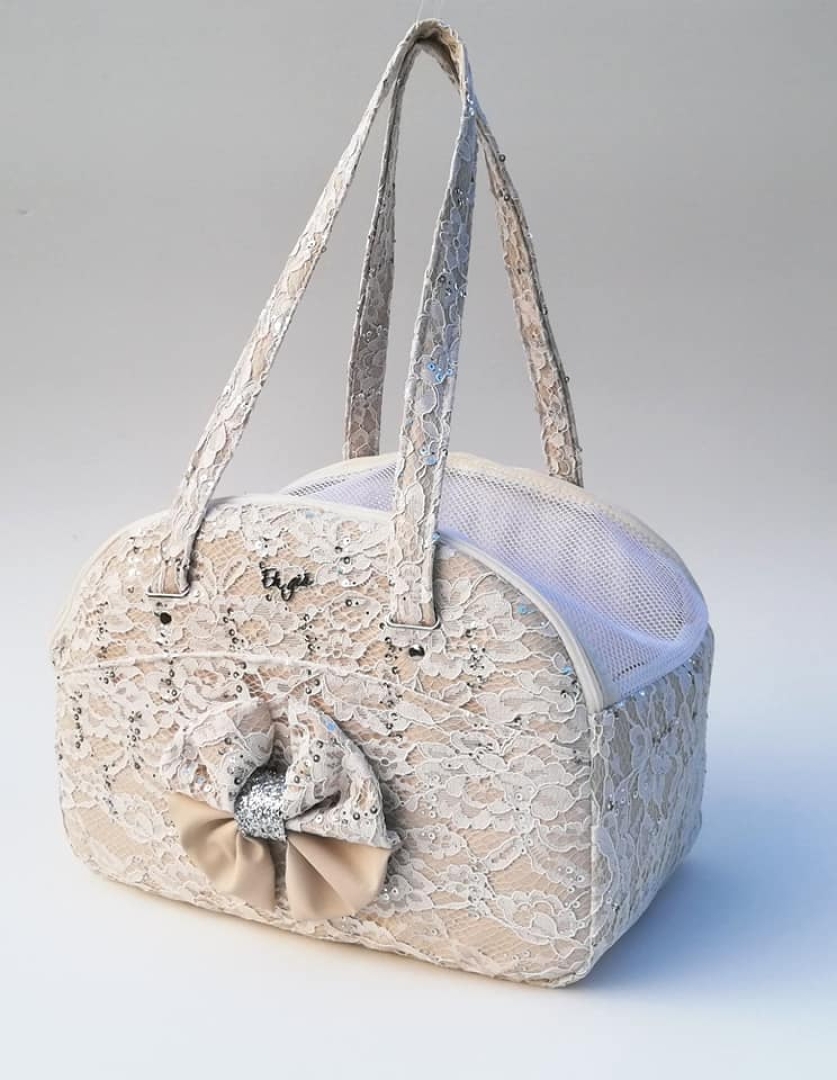 Mistery Bag Paylette Cream Medidas: 36 x 30 x 21 cm.