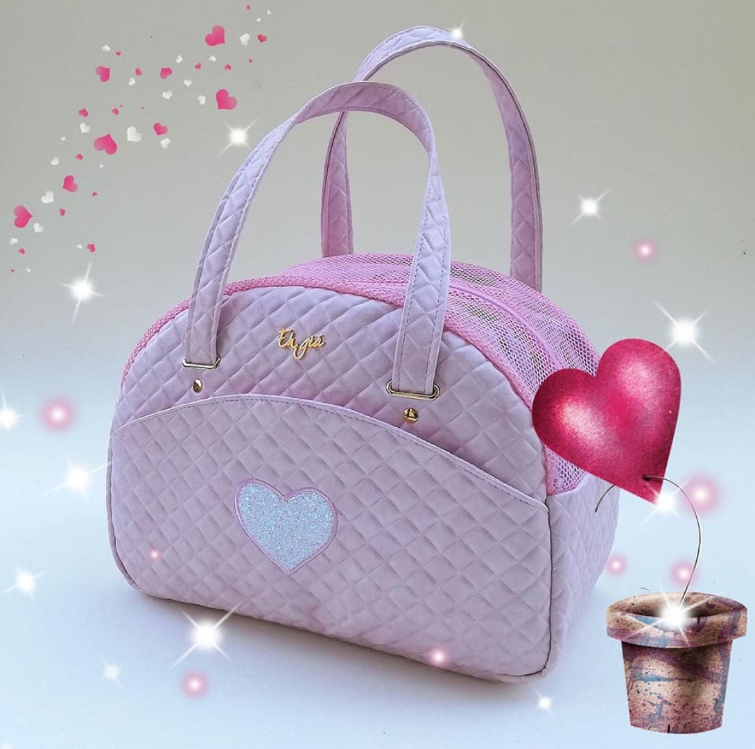 CUTY BAG PINK Medidas: 36 x 21 x 30 cm.