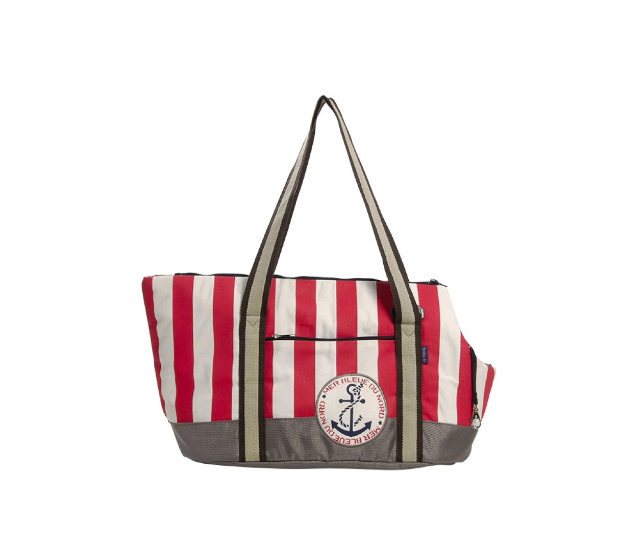 Bolso VOILE  ROJO Bolso de transporte, ligero y muy práctico para los paseos. ¡ Hermoso tejido rayado y escudete ancla para un aspecto ideal para el paseo marítimo! Composición : Tejido: el 20 % algodón el 80 % poliéster. Tejido rayado: el 100 % algodón Longitud       Anchura     Altura    40cm.          24cm.       27cm.