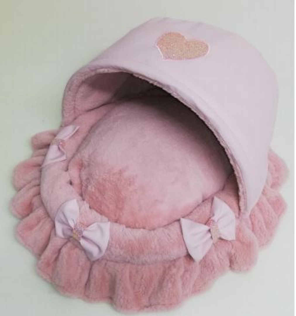 Heart Culla Pink Maravillosa y dulce cama, para descansar la princesa de la casa. Medidas: 60 cmx 50 cm x 36 cm.