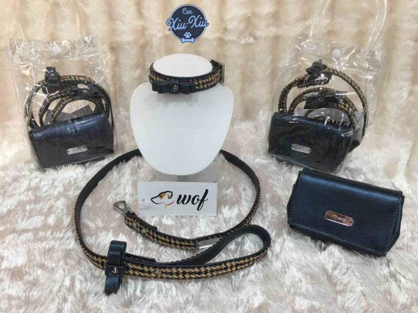 Wales Blue Line Lujoso conjunto de collar, correa y bolso para correa.